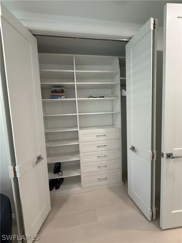 2830 Tiburon BLVD E 101, Naples, FL 34109