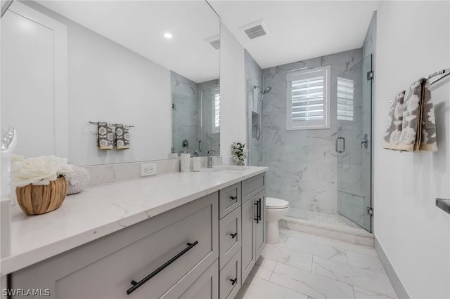 2830 Tiburon BLVD E 101, Naples, FL 34109