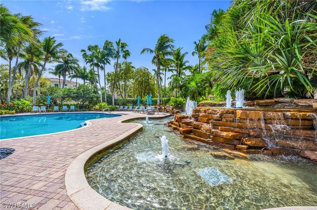 2830 Tiburon BLVD E 101, Naples, FL 34109