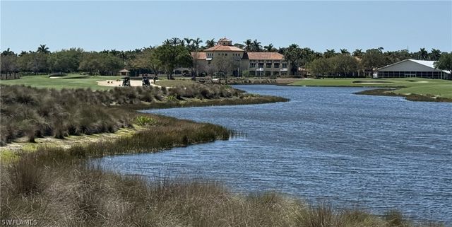 2830 Tiburon BLVD E 101, Naples, FL 34109