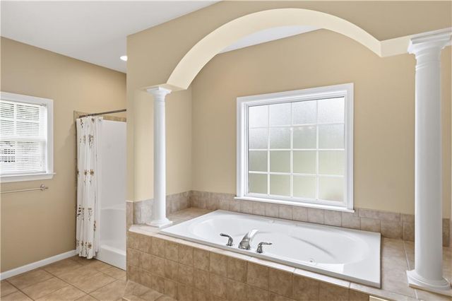 132 Hidden Creek Circle, Lizella, GA 31052