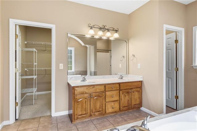 132 Hidden Creek Circle, Lizella, GA 31052