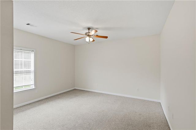 132 Hidden Creek Circle, Lizella, GA 31052