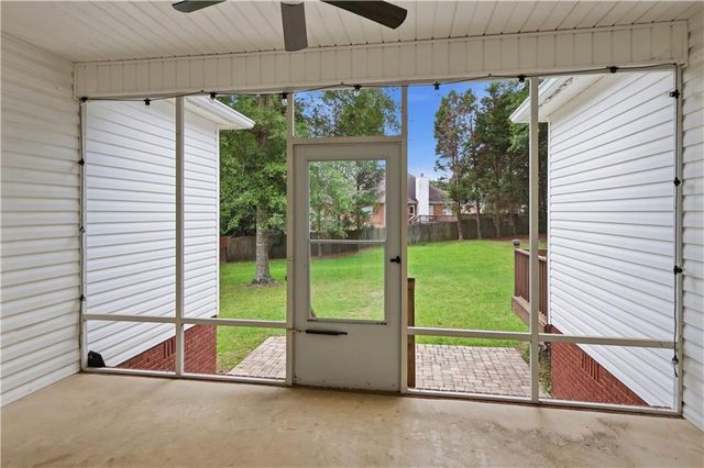132 Hidden Creek Circle, Lizella, GA 31052