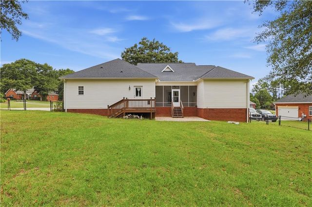 132 Hidden Creek Circle, Lizella, GA 31052