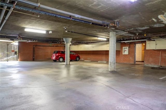 125 W Mountain Street 102, Glendale, CA 91202