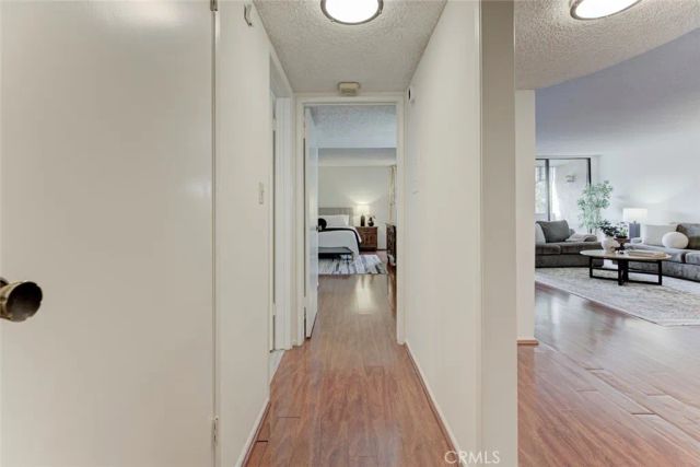 125 W Mountain Street 102, Glendale, CA 91202