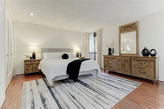 125 W Mountain Street 102, Glendale, CA 91202