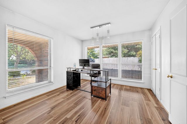2320 Georgetown Drive, Denton, TX 76201