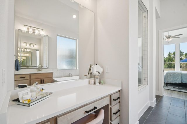 271 Egret LN, Austin, TX 78737