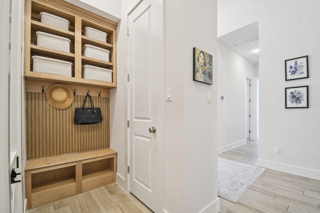 271 Egret LN, Austin, TX 78737