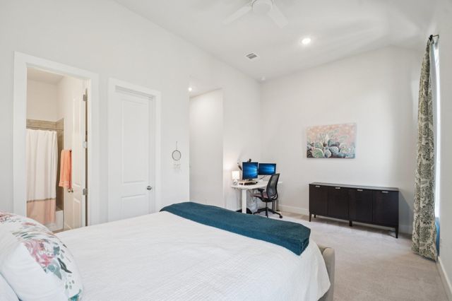 271 Egret LN, Austin, TX 78737