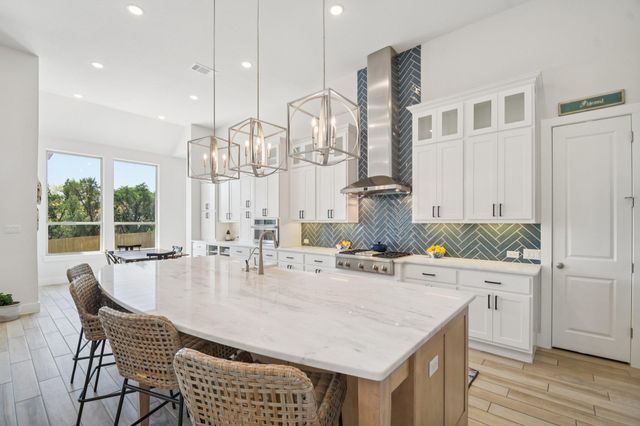 271 Egret LN, Austin, TX 78737