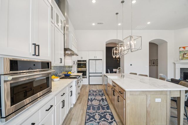 271 Egret LN, Austin, TX 78737