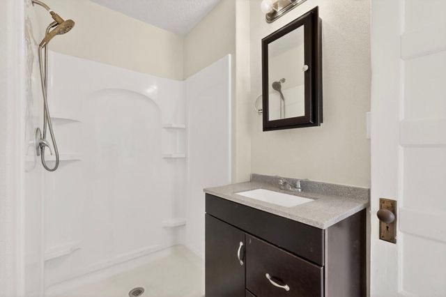 2905 Burton Avenue SE, Albuquerque, NM 87106