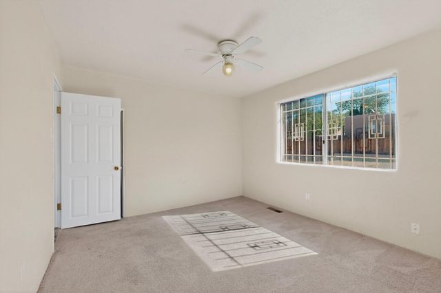2905 Burton Avenue SE, Albuquerque, NM 87106