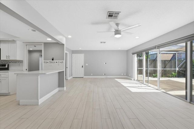 11558 Winchester Drive, Palm Beach Gardens, FL 33410