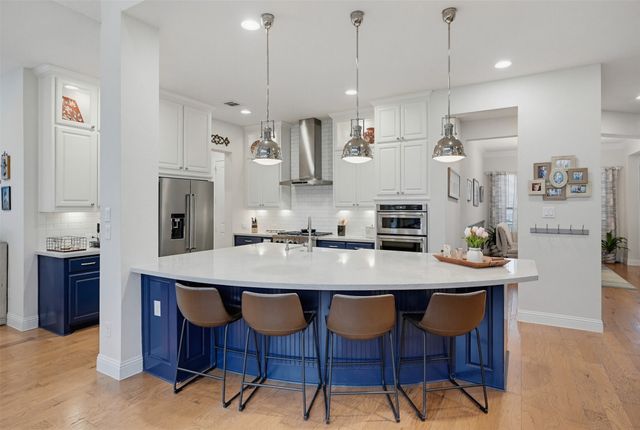 8068 Sarahville Drive, Dallas, TX 75252