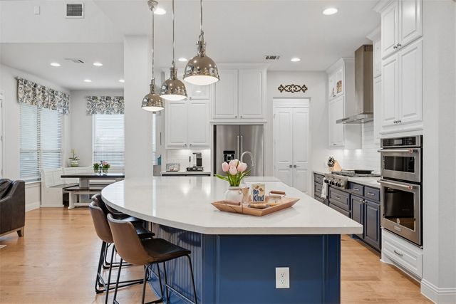8068 Sarahville Drive, Dallas, TX 75252