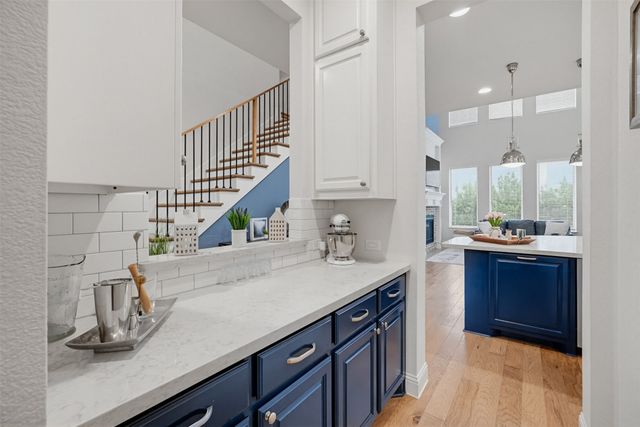 8068 Sarahville Drive, Dallas, TX 75252
