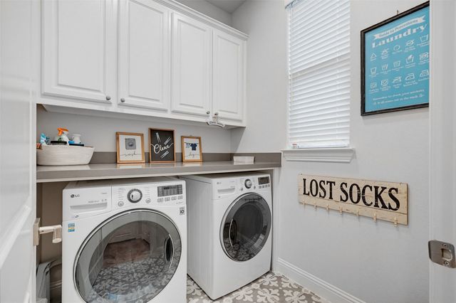 8068 Sarahville Drive, Dallas, TX 75252