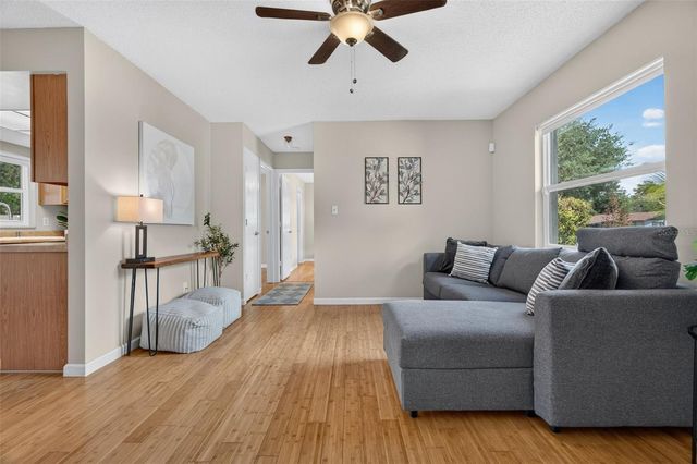 9541 MONTELLO DRIVE, Orlando, FL 32817
