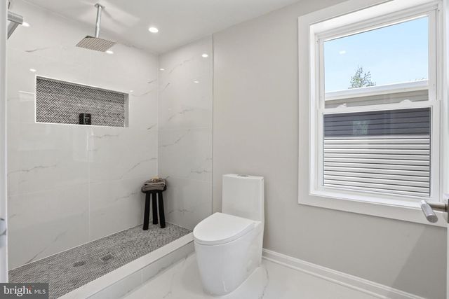 6420 SPRING TER, Falls Church, VA 22042