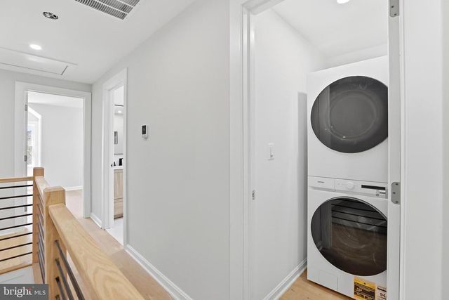 6420 SPRING TER, Falls Church, VA 22042