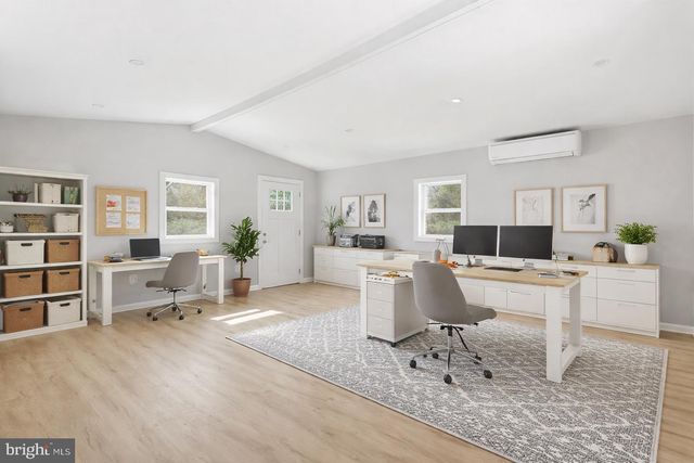 6420 SPRING TER, Falls Church, VA 22042