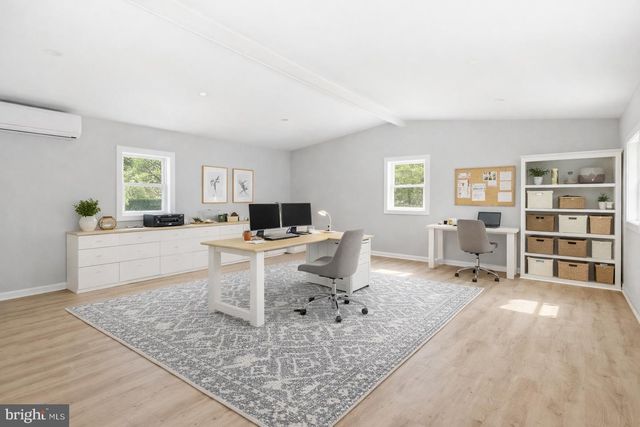 6420 SPRING TER, Falls Church, VA 22042