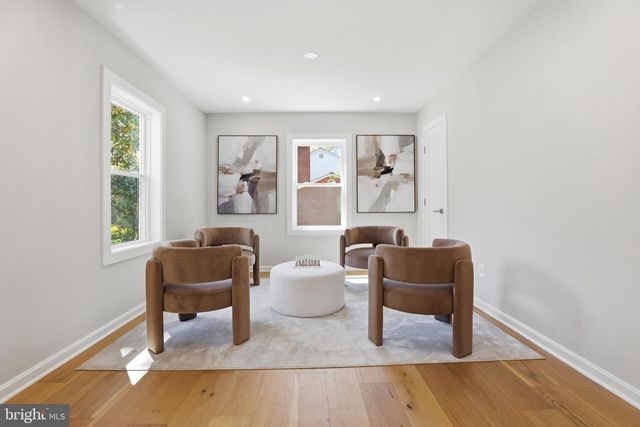 6420 SPRING TER, Falls Church, VA 22042