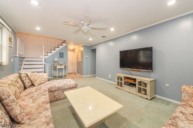 53 N Hillside Ave, Roxbury Twp., NJ 07847