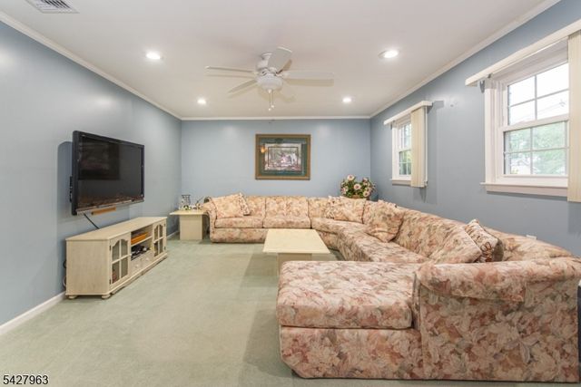 53 N Hillside Ave, Roxbury Twp., NJ 07847