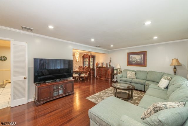 53 N Hillside Ave, Roxbury Twp., NJ 07847