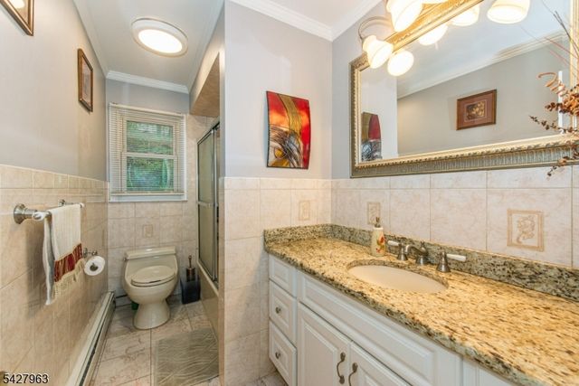 53 N Hillside Ave, Roxbury Twp., NJ 07847