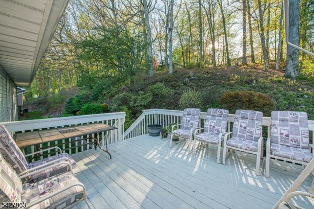 53 N Hillside Ave, Roxbury Twp., NJ 07847