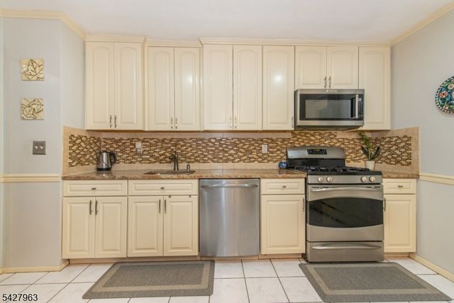 53 N Hillside Ave, Roxbury Twp., NJ 07847