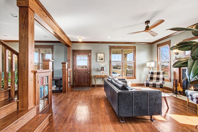 84 S 410 W, Valparaiso, IN 46385