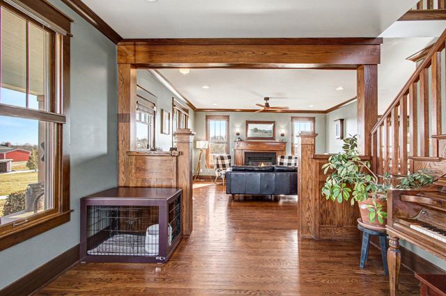 84 S 410 W, Valparaiso, IN 46385