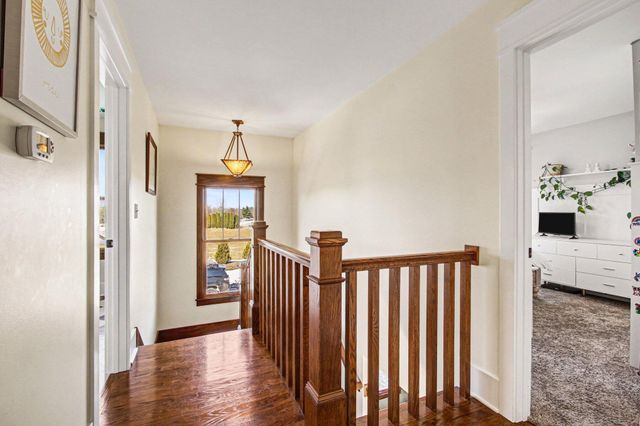 84 S 410 W, Valparaiso, IN 46385