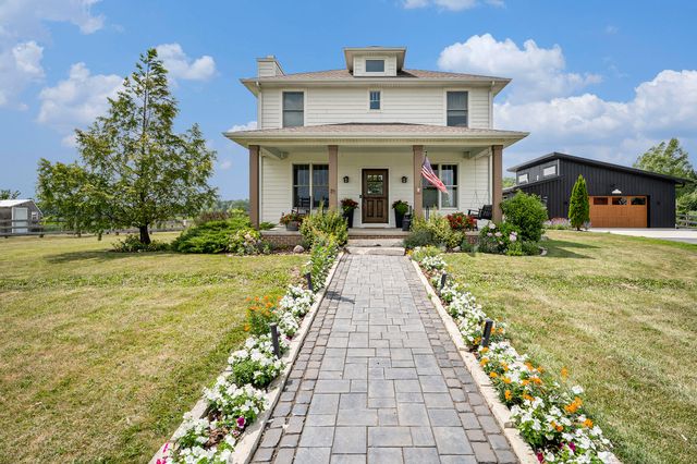 84 S 410 W, Valparaiso, IN 46385