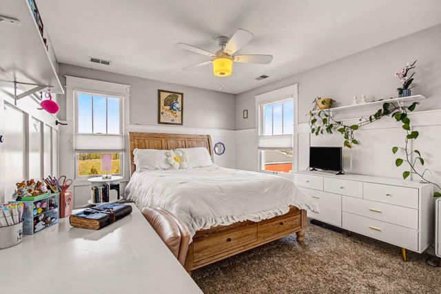 84 S 410 W, Valparaiso, IN 46385