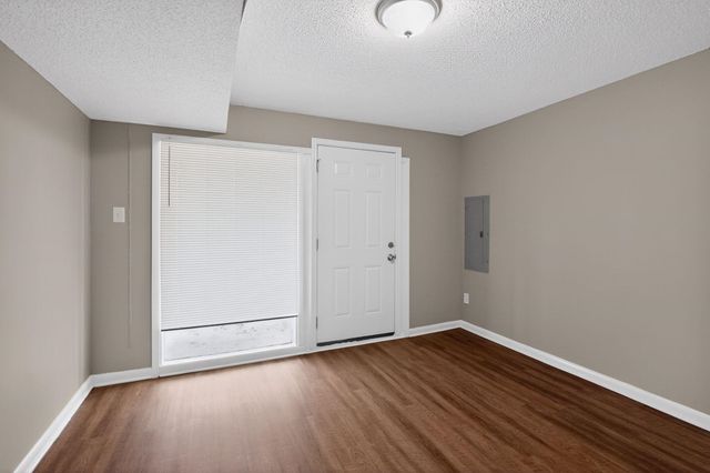 3696 JOSLYN ST, Memphis, TN 38128