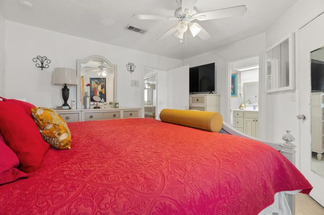 3836 Laura Leigh Drive, Friendswood, TX 77546