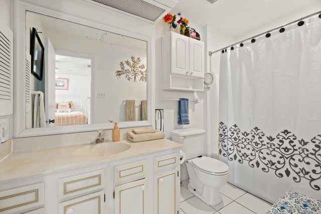 3836 Laura Leigh Drive, Friendswood, TX 77546