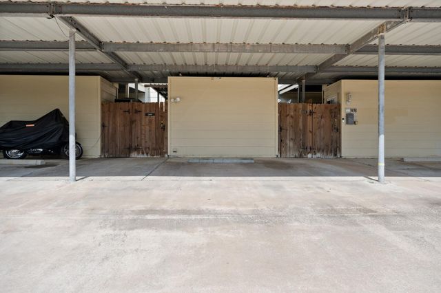 3836 Laura Leigh Drive, Friendswood, TX 77546