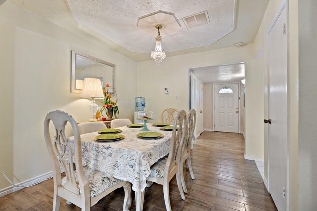 3836 Laura Leigh Drive, Friendswood, TX 77546