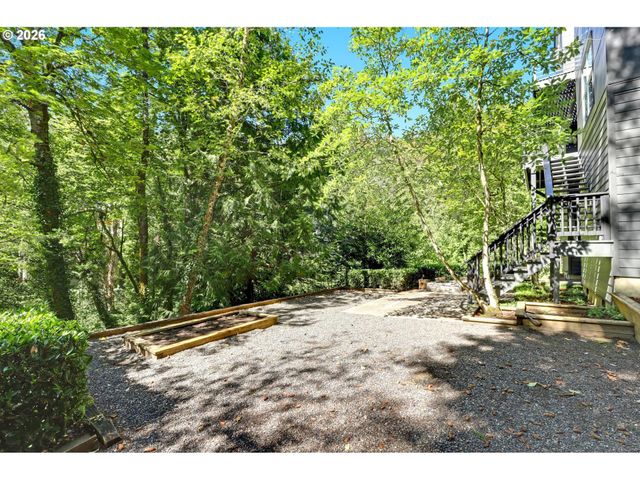 5144 Sw HEWETT Blvd, Portland, OR 97221