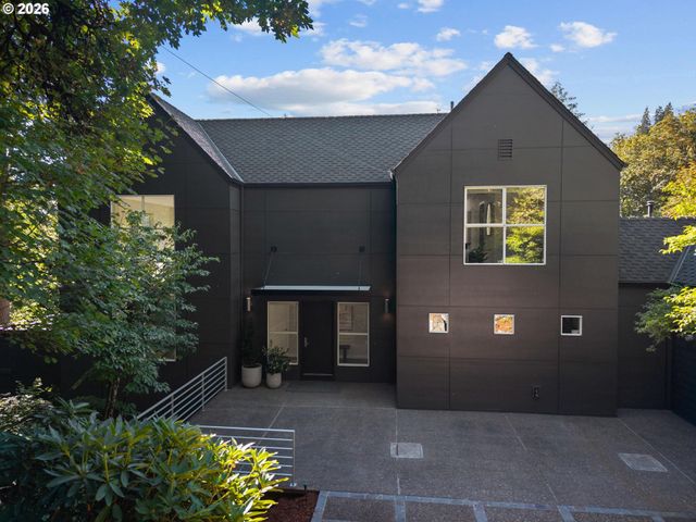 5144 Sw HEWETT Blvd, Portland, OR 97221