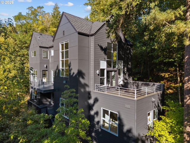 5144 Sw HEWETT Blvd, Portland, OR 97221